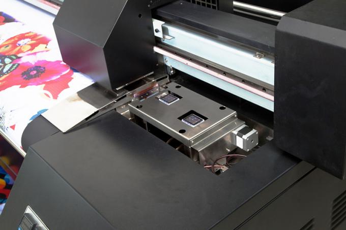 Impressoras Multicolour do vestuário de Digitas do equipamento de impressão de Digitas com cabeça dobro de Epson 1