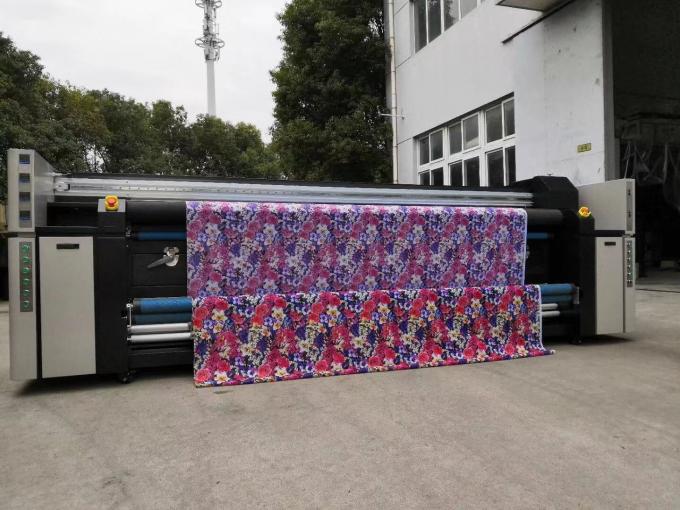 A máquina de impressão dupla da bandeira da cor de CMYK/dirige à máquina de impressão da tela com três Epson 4720 cabeças de cópia 1