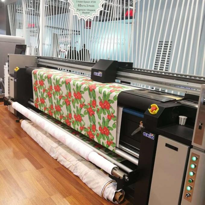 A impressora dirige a impressão de matéria têxtil da sublimação da tela de Digitas para a bandeira 2