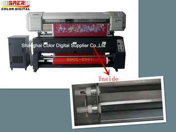 Rolo automático da impressora da sublimação de Mutoh a rolar para anunciar a cópia da bandeira da bandeira