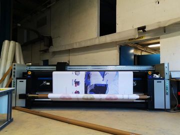 Largura de impressão máxima exata da máquina de impressão 2300mm da tela de Digitas com corredor sem parar
